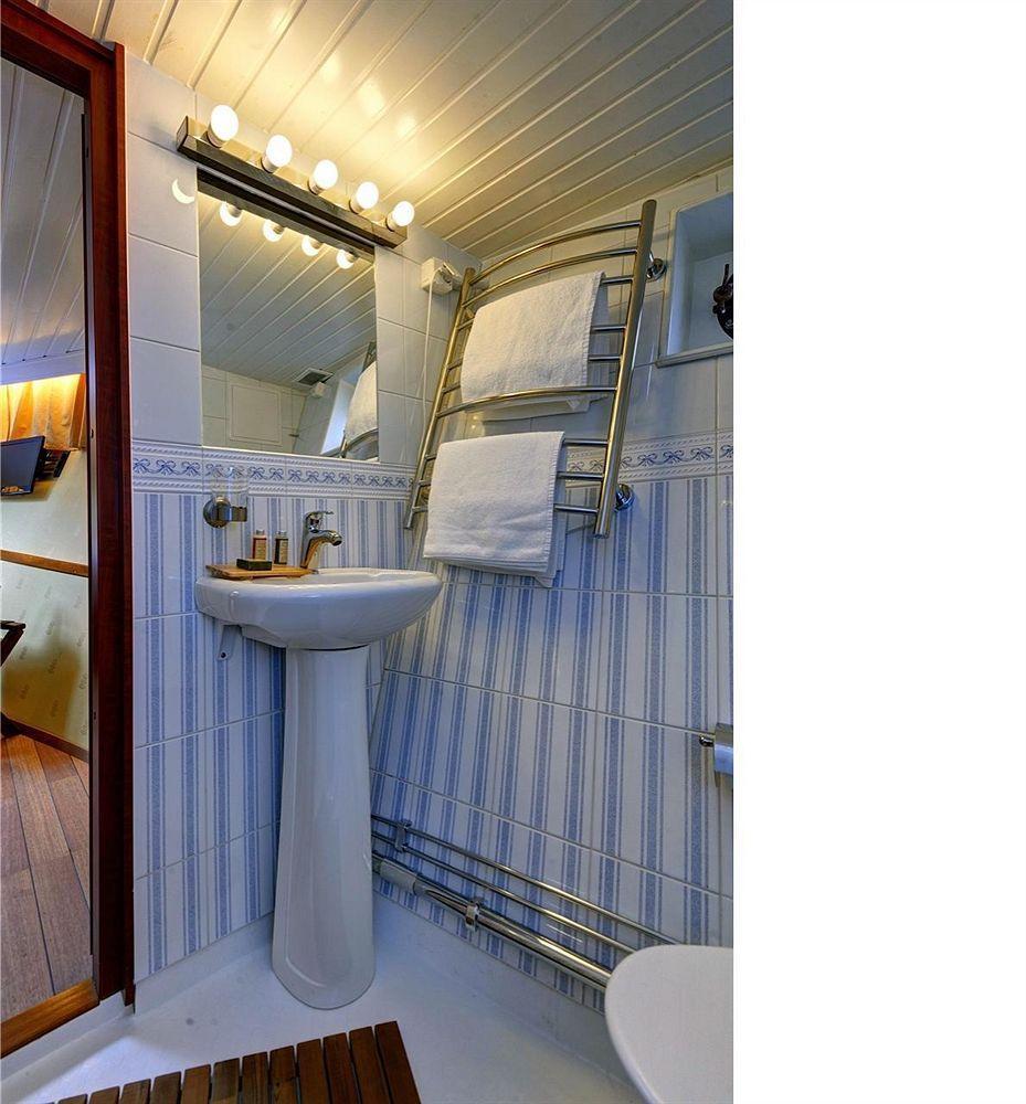 Hotell M/S Monika Stockholm Exterior photo
